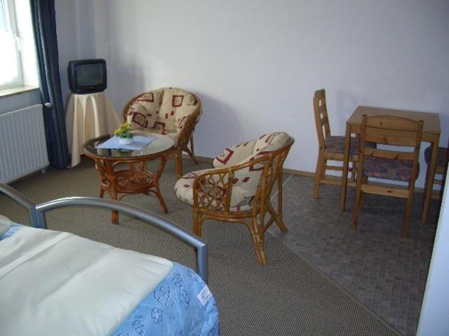 Ferienwohnungen Manfred Peters Baven Hermannsburg Kamer foto